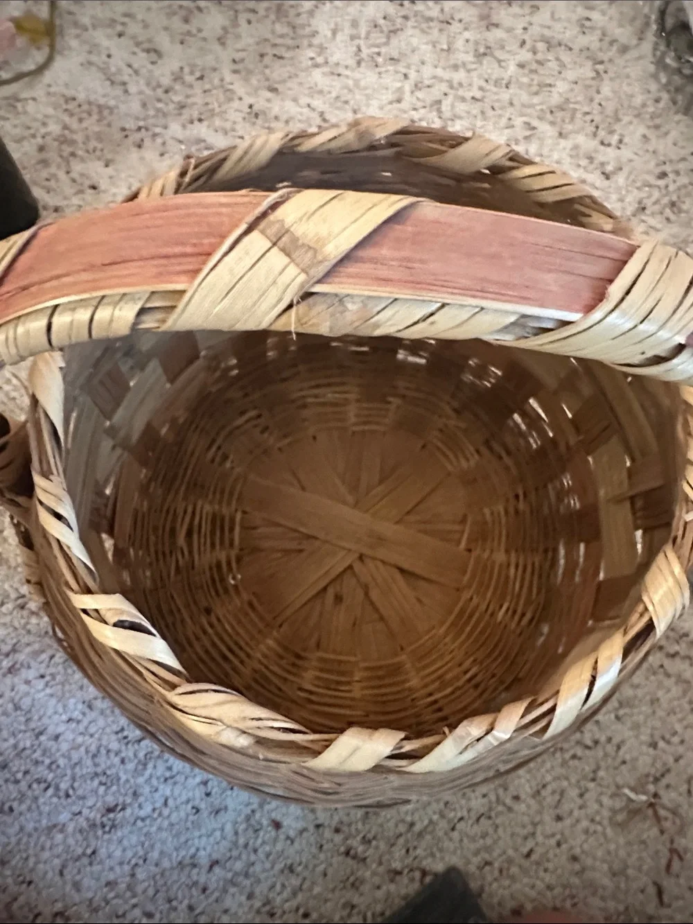 VINTAGE! Handwoven Large Market Basket w/Handle and Lid